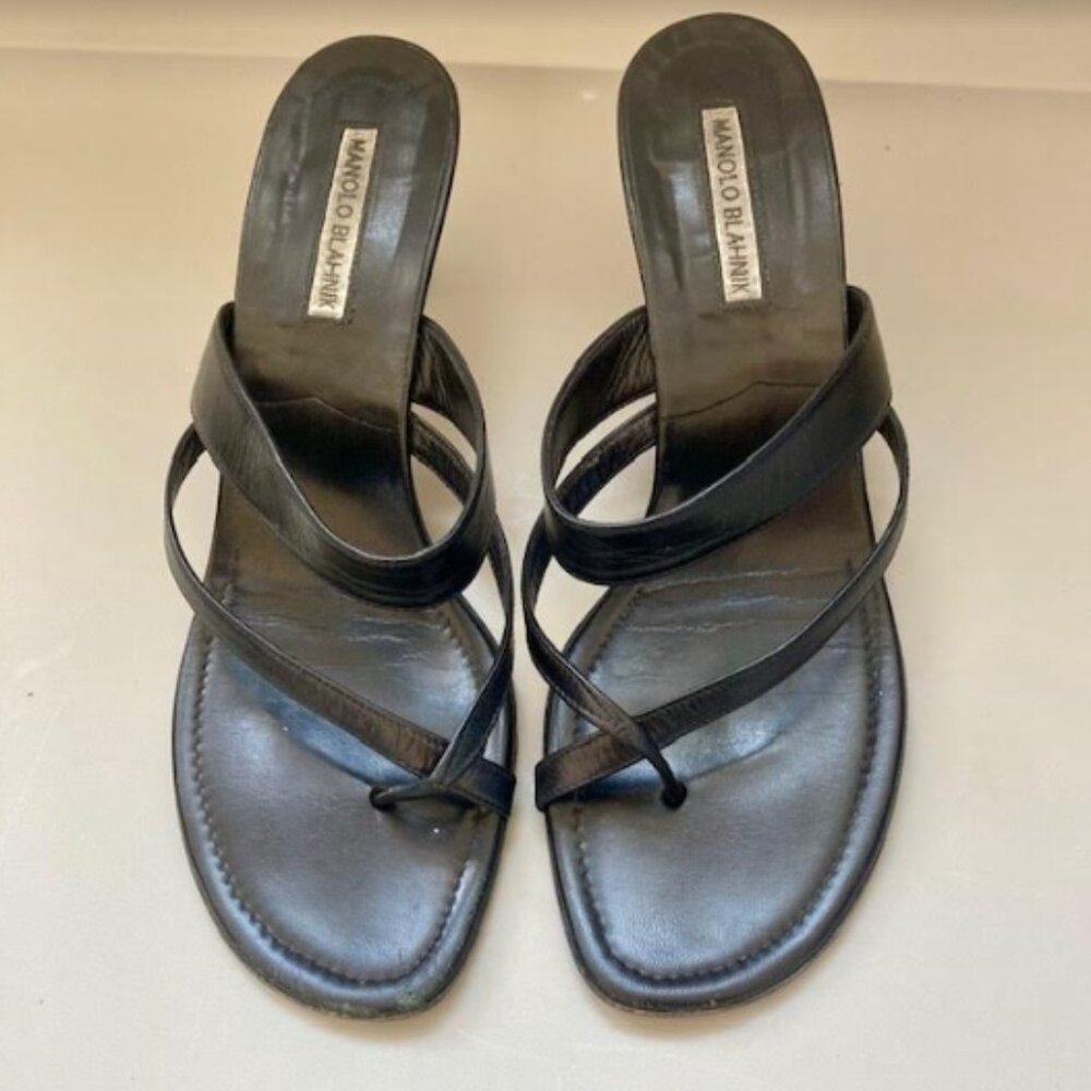 Manolo Blahnik Handmade Black Leather Thong Strap Heel Women's Sandal 40 EU/9 US